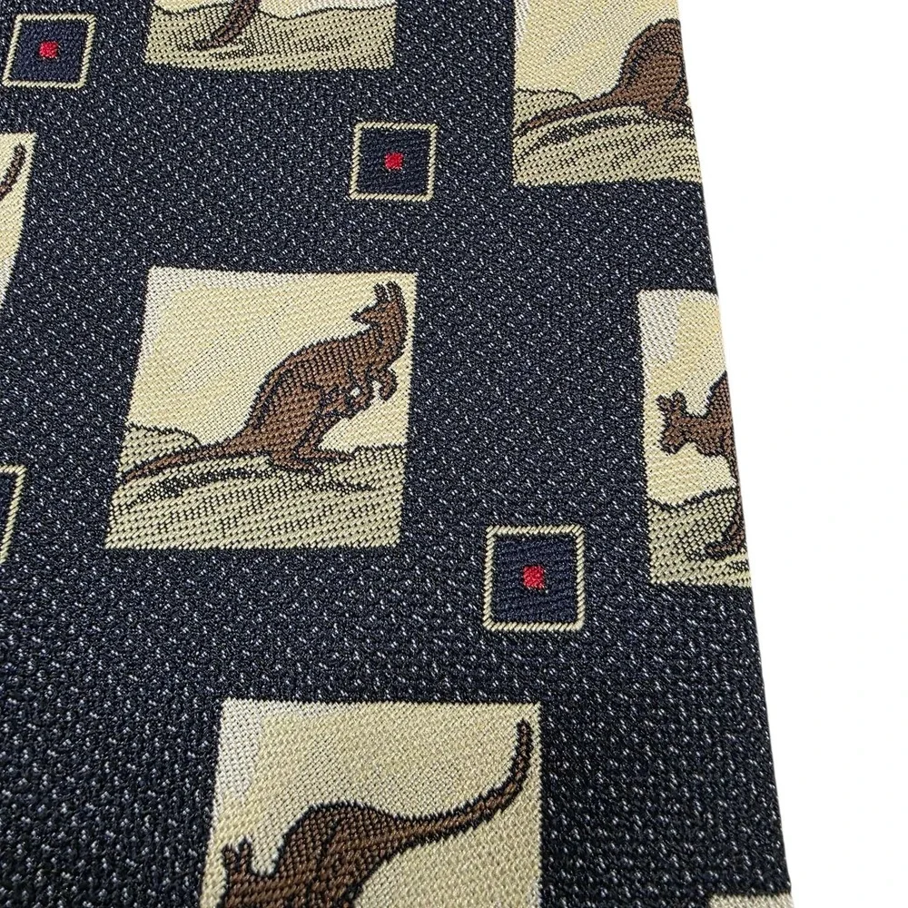HOLLYGREEN Australia Mens Kangaroo Print Silk Necktie Black Beige Novelty‎
